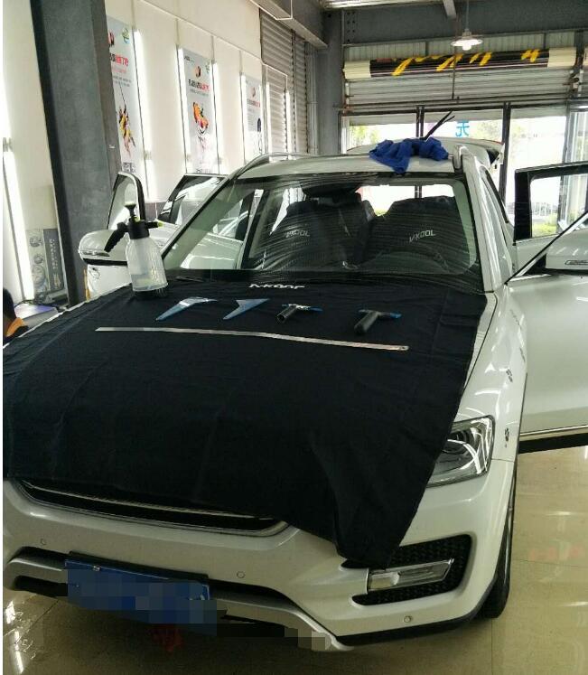 云南汽車貼膜宏峰汽車服務(wù)會所